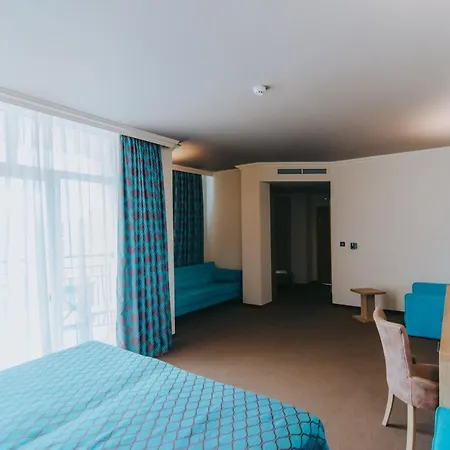 Tiara 4* Sunny Beach