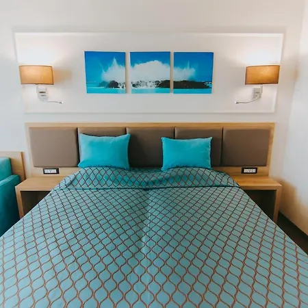 Tiara 4* Sunny Beach