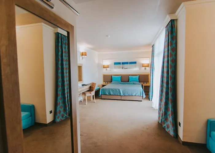 Tiara Hotel Sunny Beach