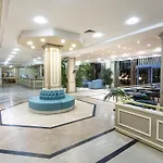 فندق Tiara