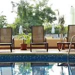 Tiara 4* ساني بيتش