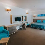 Tiara 4* ساني بيتش